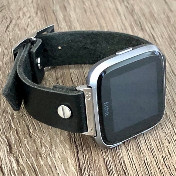 fitbit versa 2 cover